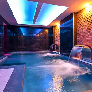 Master Hotel